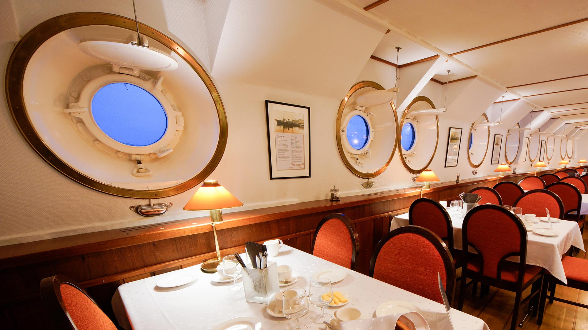 restaurant of icebreaker sampo